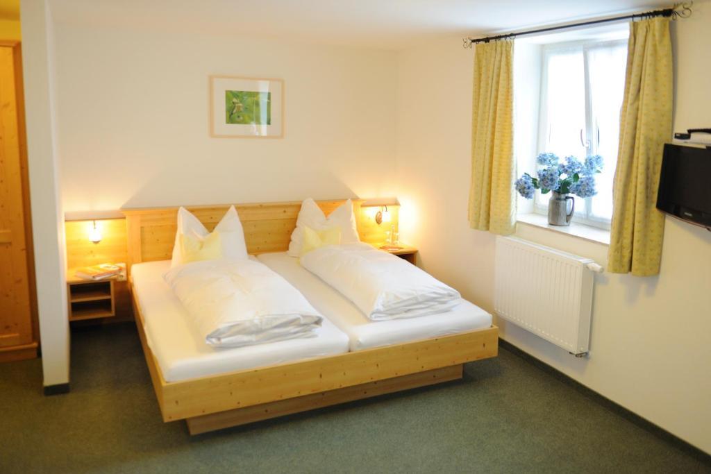 Hotel Eberl Hattenhofen  Rom bilde