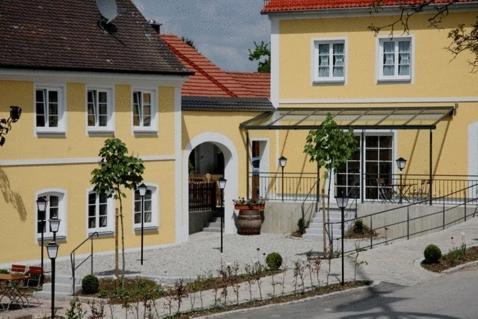 Hotel Eberl Hattenhofen  Eksteriør bilde