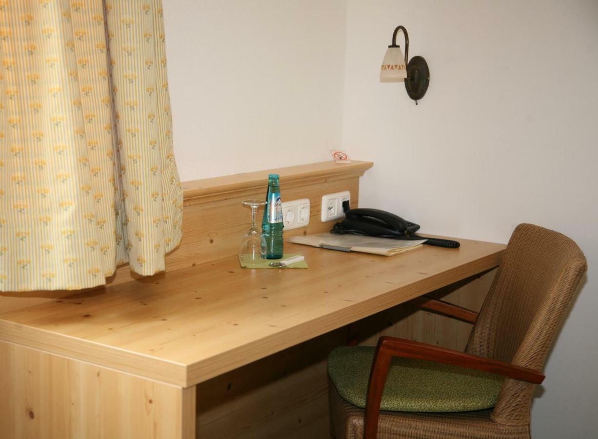 Hotel Eberl Hattenhofen  Eksteriør bilde